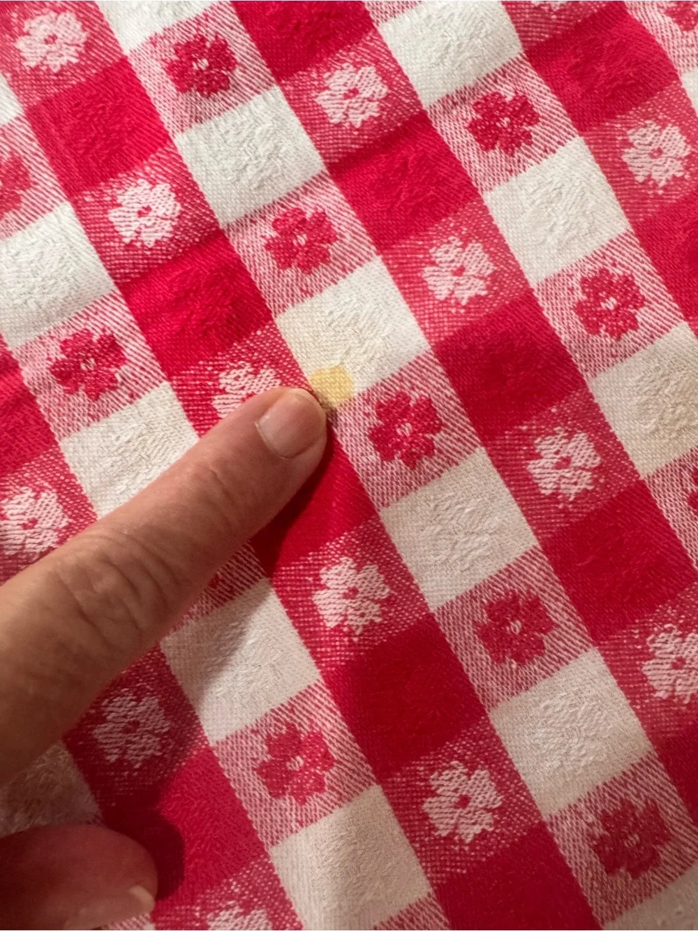 Red & White Gingham Check Tablecloth 68” x 50” Cottage Farmhouse Picnic Decor